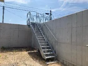 近隣住民避難階段